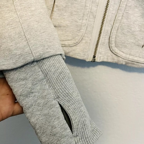 Lululemon It’s Happening Jacket - sz 4 - heathered silver spoon - Picture 10 of 11